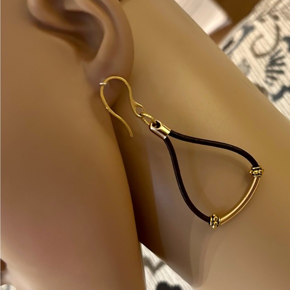 Brown leather earrings with gold tone hardware - 3” - Picture 5 of 6